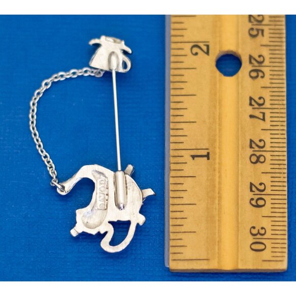 Vintage Kettle Tea Party Chain Link Stick Pin by Avon D17 - Picture 2 of 2